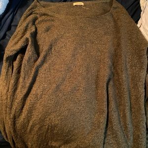 Long-Sleeved Green Piko